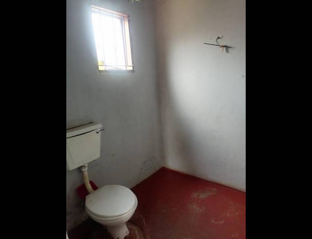 2 BEDROOM HOUSE FOR SALE IN LOTUS GARDENS